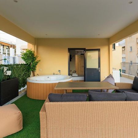 Aiolos Super Lux Suite Jucuzzi Nea Smyrni Centre أثينا المظهر الخارجي الصورة